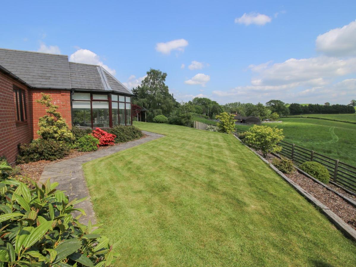 Villa The Marshes Welshpool Exterior foto